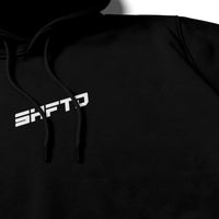 Hoodie SHFTD en noir - gros plan sur l'impression