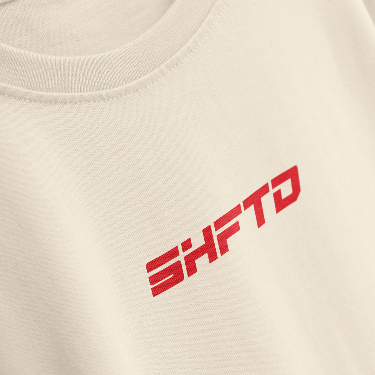 T-Shirt Starting Grid S1K en beige - gros plan sur l'impression